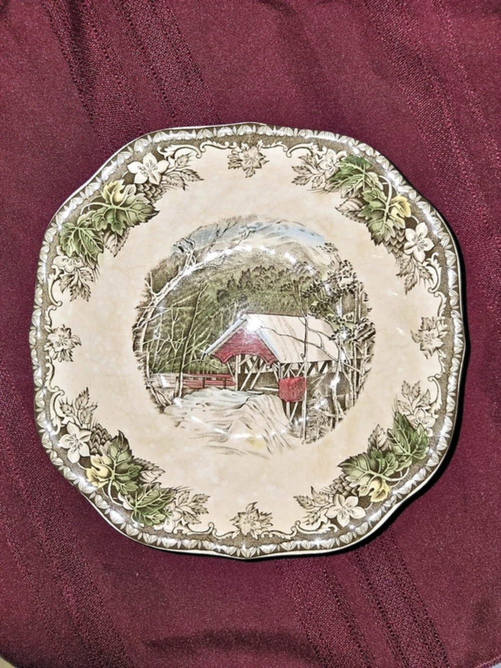 Johnson Bros Friendly Village Decorative Dinner Plate Cream & Green